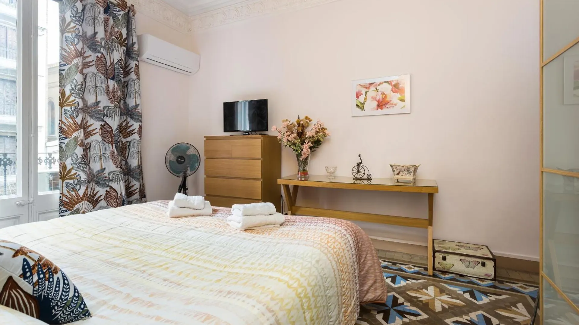 Luxury Y Elegant Apartment In The Centre Βαρκελώνη Ισπανία